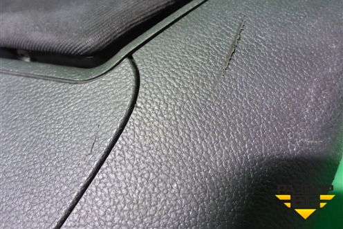 Подлокотник (13317404) для Opel Astra J с 2009г