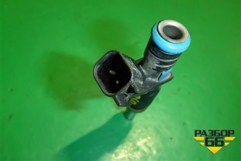 Форсунка инжекторная электрическая (1.6л A16XER) (55562599) для Opel Astra J с 2009г