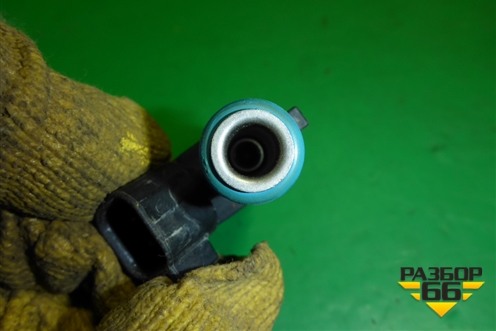 Форсунка инжекторная электрическая (1.6л A16XER) (55562599) для Opel Astra J с 2009г