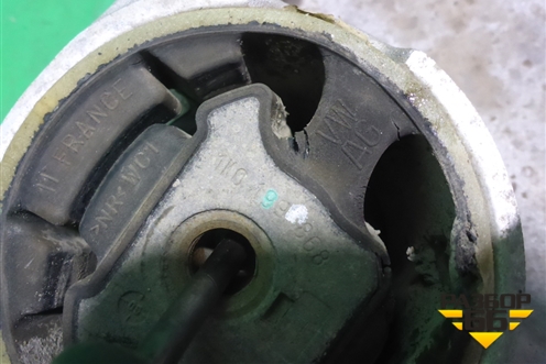 Подрамник передний (1.6л АКПП) (1K0199369G) для Volkswagen Jetta с 2005-2011г