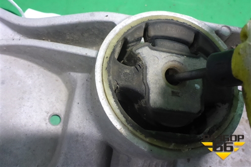 Подрамник передний (1.6л АКПП) (1K0199369G) для Volkswagen Jetta с 2005-2011г