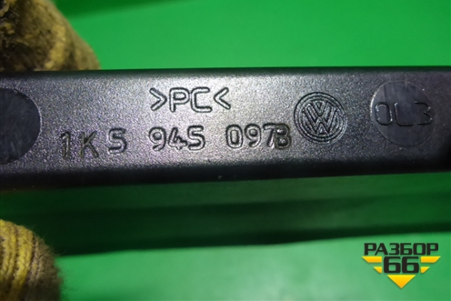 Фонарь задний стоп сигнал (1K5945097B) для Volkswagen Jetta с 2005-2011г