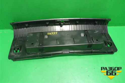 Обшивка багажника на заднюю панель (1K5863485) для Volkswagen Jetta с 2005-2011г
