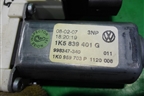 Стеклоподъёмник электрический задний левый (1K5839401G) для Volkswagen Jetta с 2005-2011г