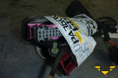 Проводка двери задней правой (13284608) для Opel Astra J с 2009г
