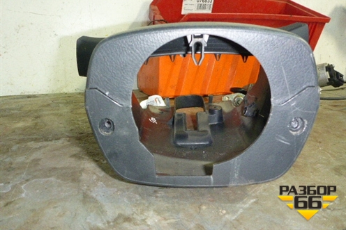 Кожух рулевой колонки для Toyota Avensis с 2003-2009г