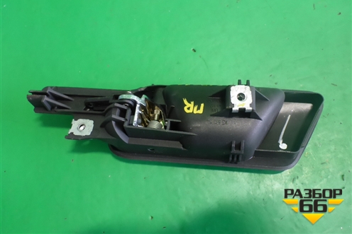 Ручка внутренняя двери передней правой (1K5837114) для Volkswagen Jetta с 2005-2011г