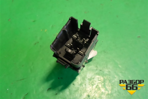 Кнопка аварийной сигнализации (1K0953509A) для Volkswagen Jetta с 2005-2011г