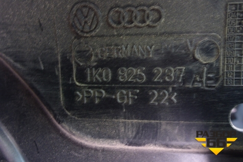 Пыльник двигателя центральный (новый) (1K0825237AE) для Audi A3 (8PA) 2003-2013г Sportback 