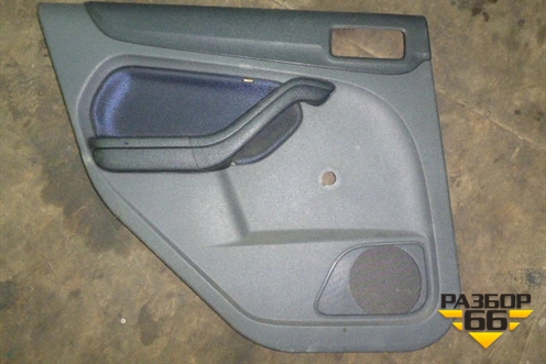 Обшивка двери задней левой под механику (универсал) для Ford Focus 2 с 2005-2008г