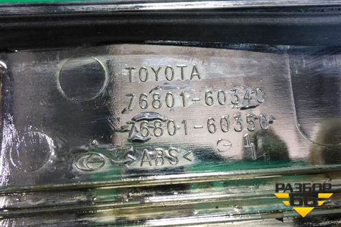 Накладка двери багажника (после 2015г) (7680160340) для Toyota Land Cruiser (200) с 2008г