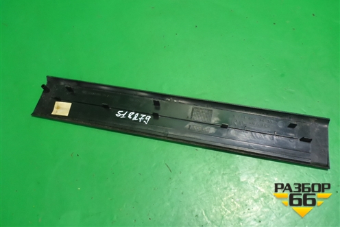 Накладка порога внутренняя переднего правого (A1646803435) для Mercedes Benz ML-Klass W164 c 2005-2011г