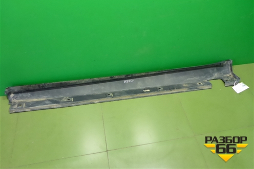 Накладка на порог наружная правая (A1646900240) для Mercedes Benz ML-Klass W164 c 2005-2011г