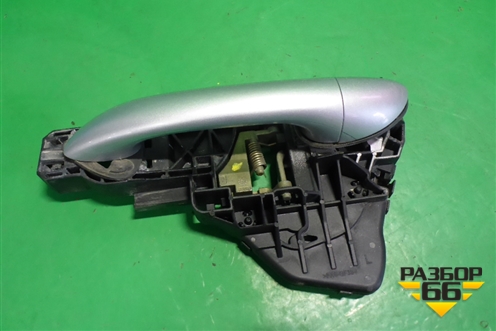 Ручка наружная двери задней левой (A1647660101) для Mercedes Benz ML-Klass W164 c 2005-2011г