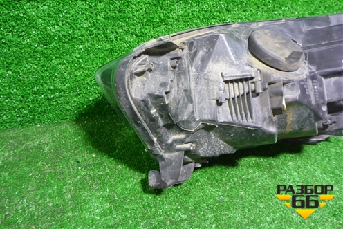 Фара правая (галоген) (260108765R) для Renault Kaptur с 2016г
