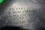 Накладка на торпедо (боковая правая) (A1646800439) для Mercedes Benz ML-Klass W164 c 2005-2011г