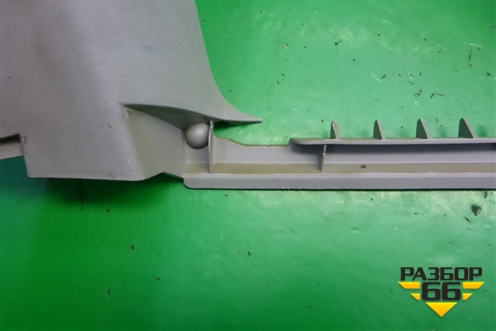 Обшивка стойки задняя верхняя правая (2N11N31010APW) для Ford Fusion с 2002г
