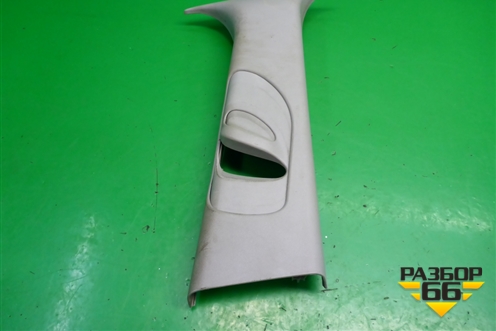 Обшивка стойки центральная верхняя правая (2N11N24582ANW) для Ford Fusion с 2002г
