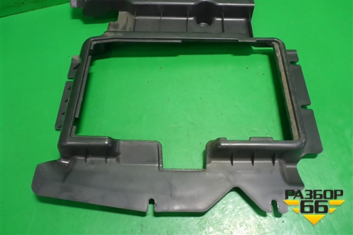 Площадка под аккумулятор (A1646801018) для Mercedes Benz ML-Klass W164 c 2005-2011г
