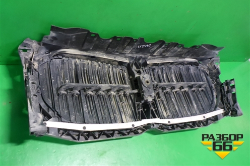 Решетка радиатора (под камеру) (51137454887 5113226775) для BMW X5 G05 с 2018г