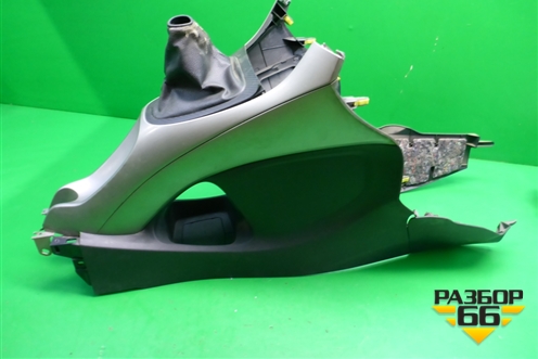 Консоль для Toyota Auris с 2006-2012г