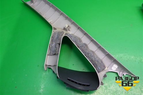 Обшивка стойки лобового стекла правая (6221002020) для Toyota Auris с 2006-2012г