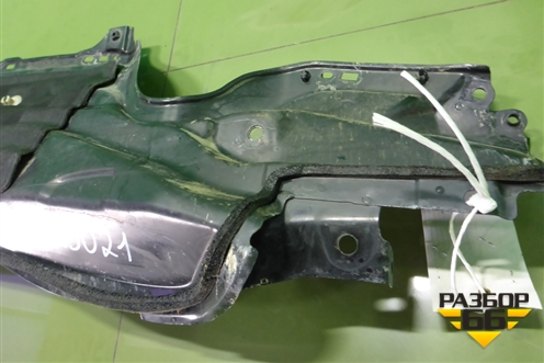 Короб водоотводящий для Toyota Auris с 2006-2012г