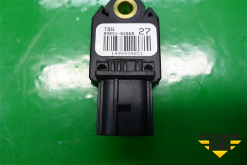Датчик AIR BAG (передний) (8983102060) для Toyota Auris с 2006-2012г
