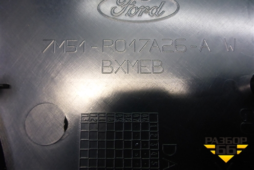 Накладка на торпедо (левая верхняя) (7M51R017A26AW) для Ford C-MAX с 2003-2010г