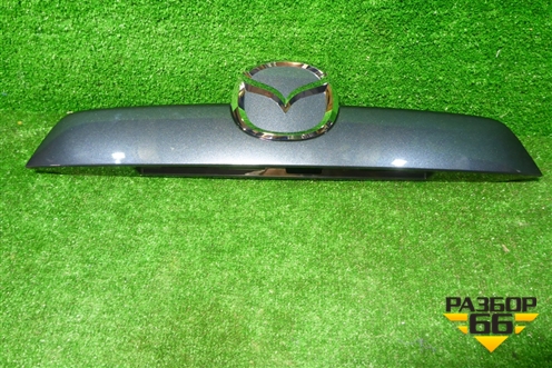 Накладка двери багажника (KD5350810A) для Mazda CX 5 с 2012-2016г