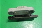Опора КПП левая (1.2л Z12XEP РКПП) (5684199) для Opel Corsa D с 2006-2014г