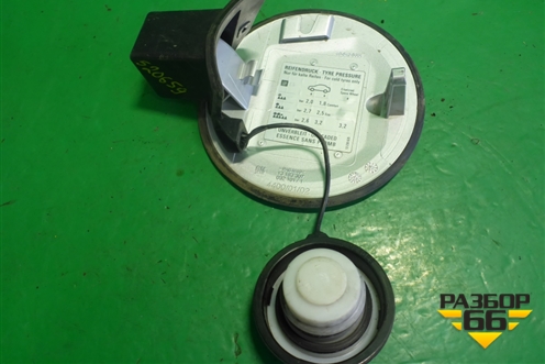 Лючок бензобака (13183307) для Opel Corsa D с 2006-2014г