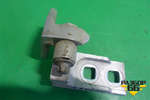 Петля двери передней правой верхняя (13180564) для Opel Corsa D с 2006-2014г