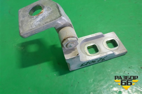 Петля двери передней правой нижняя (13180568) для Opel Corsa D с 2006-2014г