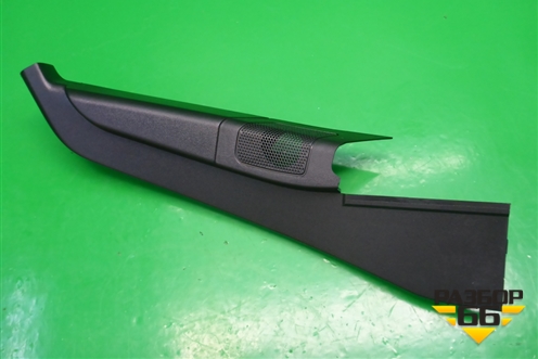 Накладка двери передней правой (3M51R23408AD) для Ford C-MAX с 2003-2010г
