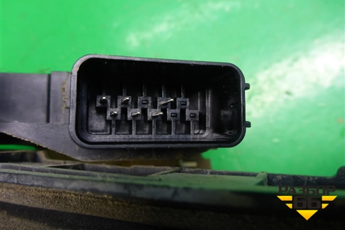 Замок двери задней правой для Ford C-MAX с 2003-2010г