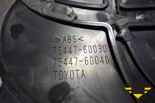 Эмблема (после 2017г) (7544760030) для Toyota Land Cruiser Prado(150) с 2009г