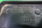 Накладка на торпедо (под бордачком) (9728538000) для Hyundai Sonata-5 с 2001г