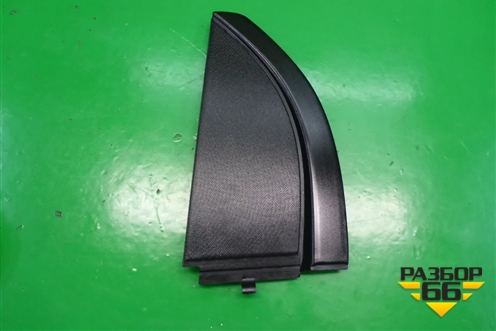 Накладка двери задней левой (уголок) (838303D020) для Hyundai Sonata-5 с 2001г