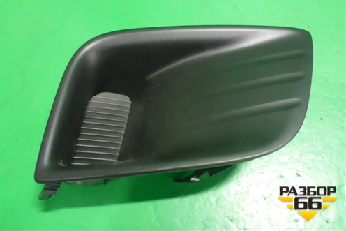Заглушка ПТФ правая (до 2013г новая) (5212760080) для Toyota Land Cruiser Prado(150) с 2009г