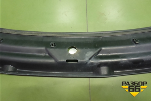 Решетка стеклоочистителей для Lifan Breez с 2007г