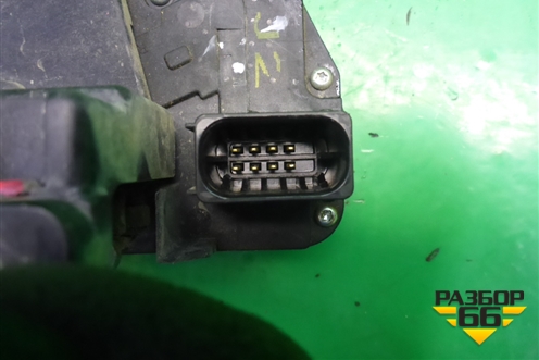 Замок двери передней правой (8 контактов) для Chevrolet Captiva с 2006-2011г