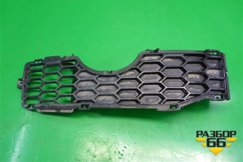 Решетка в передний бампер правая (96623661) для Chevrolet Captiva с 2006-2011г