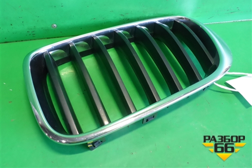 Решетка радиатора левая (после 2014г) (51117338571) для BMW X3 F25 с 2010-2017г