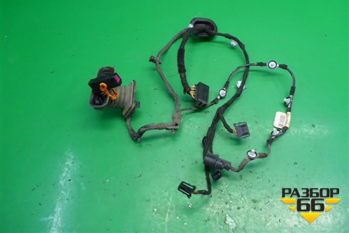 Проводка двери задней левой (1K5971693AB) для Volkswagen Jetta с 2005-2011г