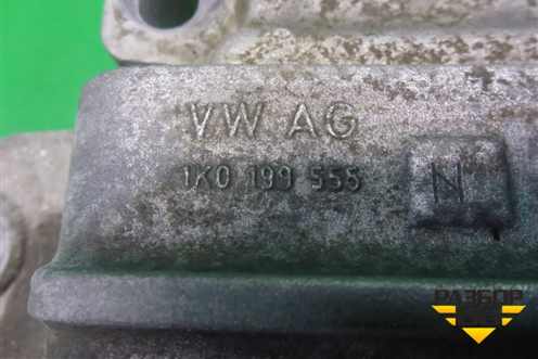 Опора КПП левая (1K0199555) для Volkswagen Jetta с 2005-2011г