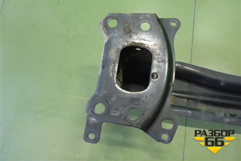 Усилитель переднего бампера (1K5807109) для Volkswagen Jetta с 2005-2011г