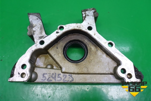 Крышка двигателя передняя (1.6л BSE) (038103153F) для Volkswagen Jetta с 2005-2011г