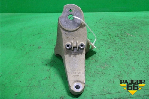 Кронштейн двигателя правый (4.2л BAR) (7L8199308A) для Volkswagen Touareg c 2002-2010г