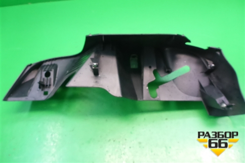 Держатель задней полки правый (2N11N46808APW) для Ford Fusion с 2002г